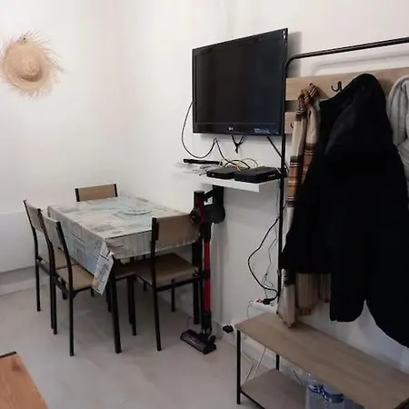 Apartment Location 350 M De La Berck